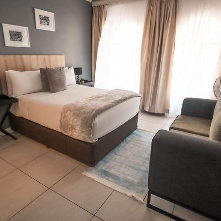 Menlyn Maine: The Exquisite Lunette Pretoria Luaran gambar